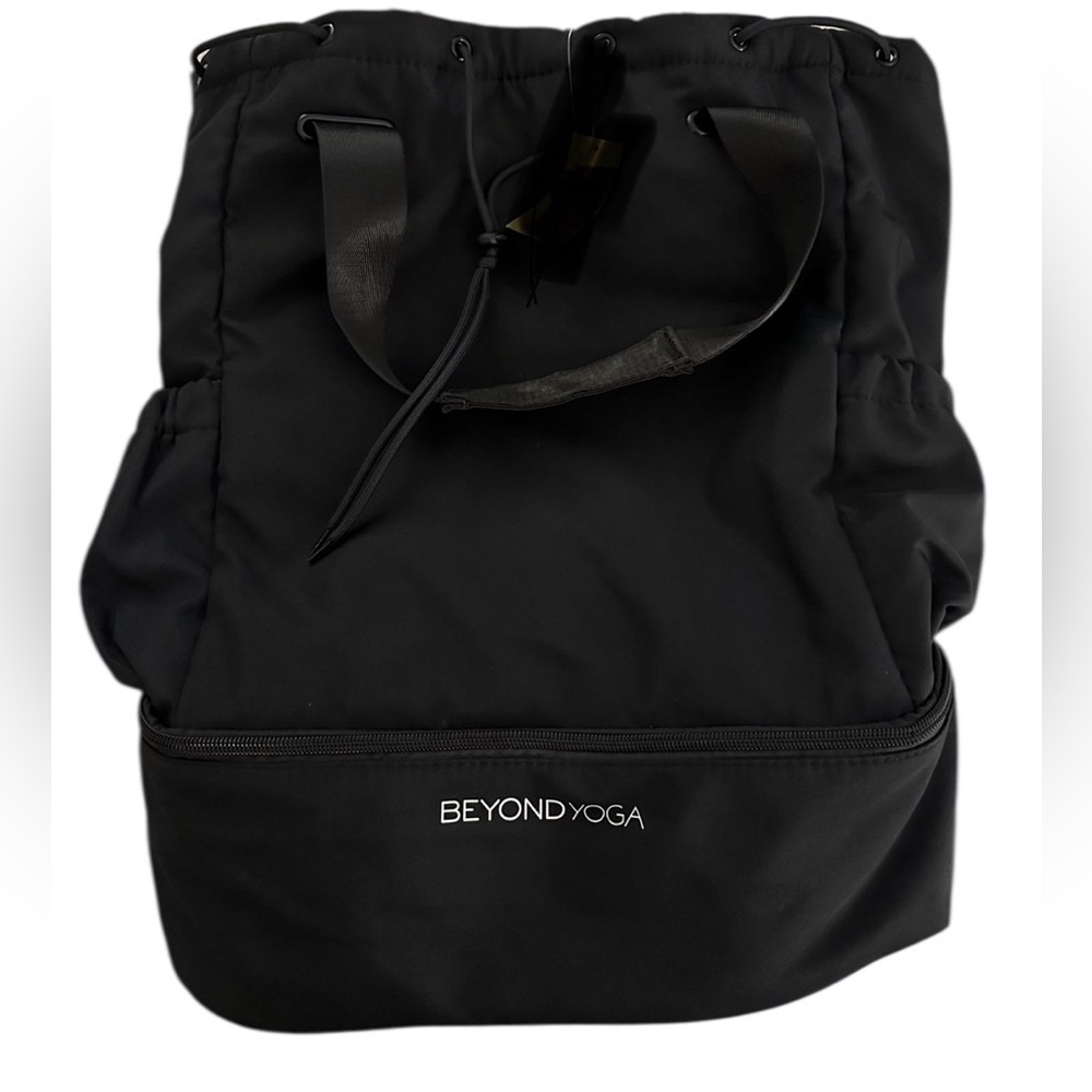 Beyond Yoga Black Convertible Gym Bag Backpack Tote
